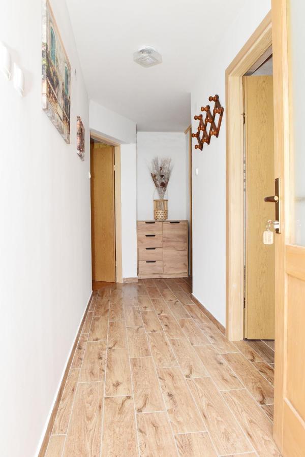 Apartman Bingo ヨスィト エクステリア 写真